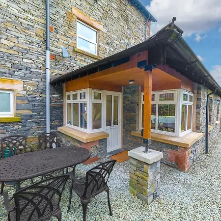 Fernlea Semesterbostad *