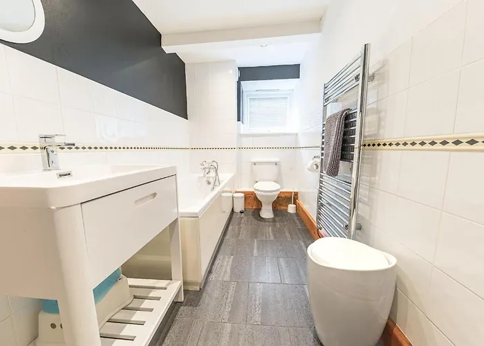 Fernlea Semesterbostad *